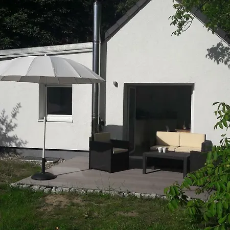 Cottage Am Wald Bei Berlin Falkensee Exterior photo